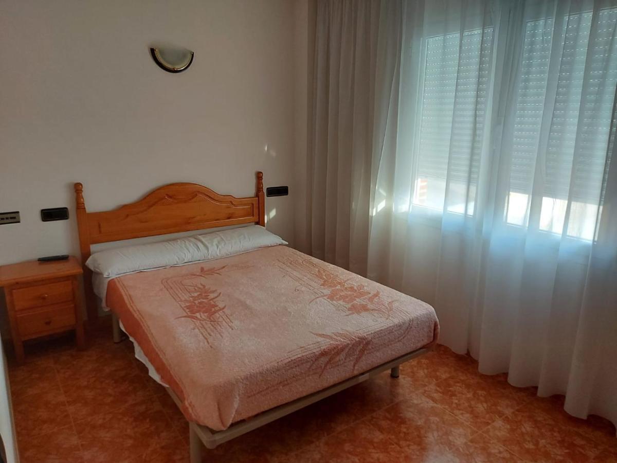 Hostal Linares Villanueva de Argano Exterior photo